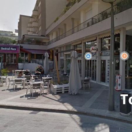 Movida Loft A Piazza Marconi Jesolo Lido - Spiaggia A 1 Minuto!!! ليدو دي يسولو المظهر الخارجي الصورة