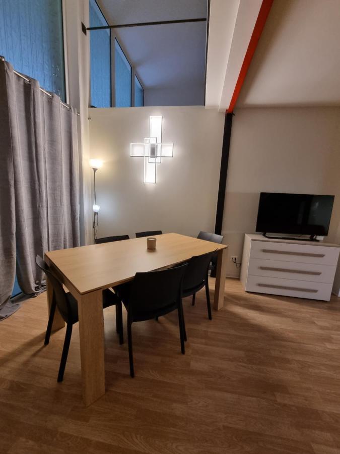 Movida Loft A Piazza Marconi Jesolo Lido - Spiaggia A 1 Minuto!!! ليدو دي يسولو المظهر الخارجي الصورة