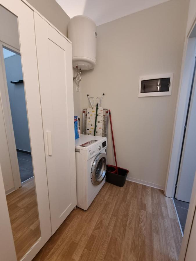 Movida Loft A Piazza Marconi Jesolo Lido - Spiaggia A 1 Minuto!!! ليدو دي يسولو المظهر الخارجي الصورة